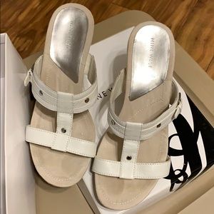 Nine West ivory Wedges